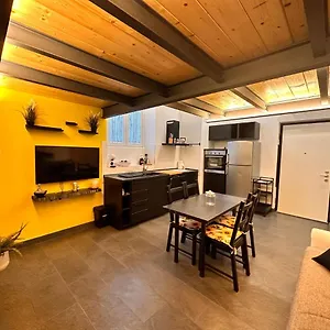 La Casa Di Paola , Milán Italia